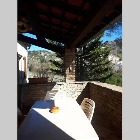 La Maison Pres De La Cascade. *